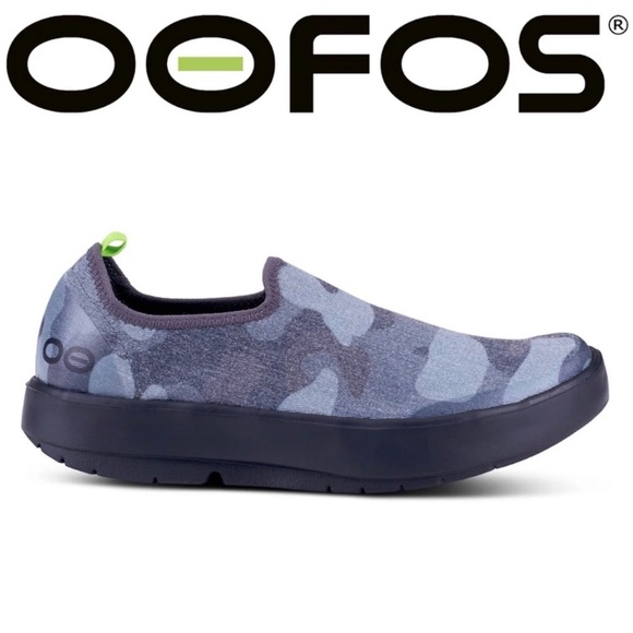 Oofos Oomg Eezee low canvas slip on gray camo recovery shoes - Picture 1 of 15